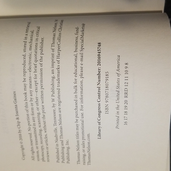 The Magnolia Story by Chip and Joanna Gaines hardcover with dust jacket - Picture 5 of 6